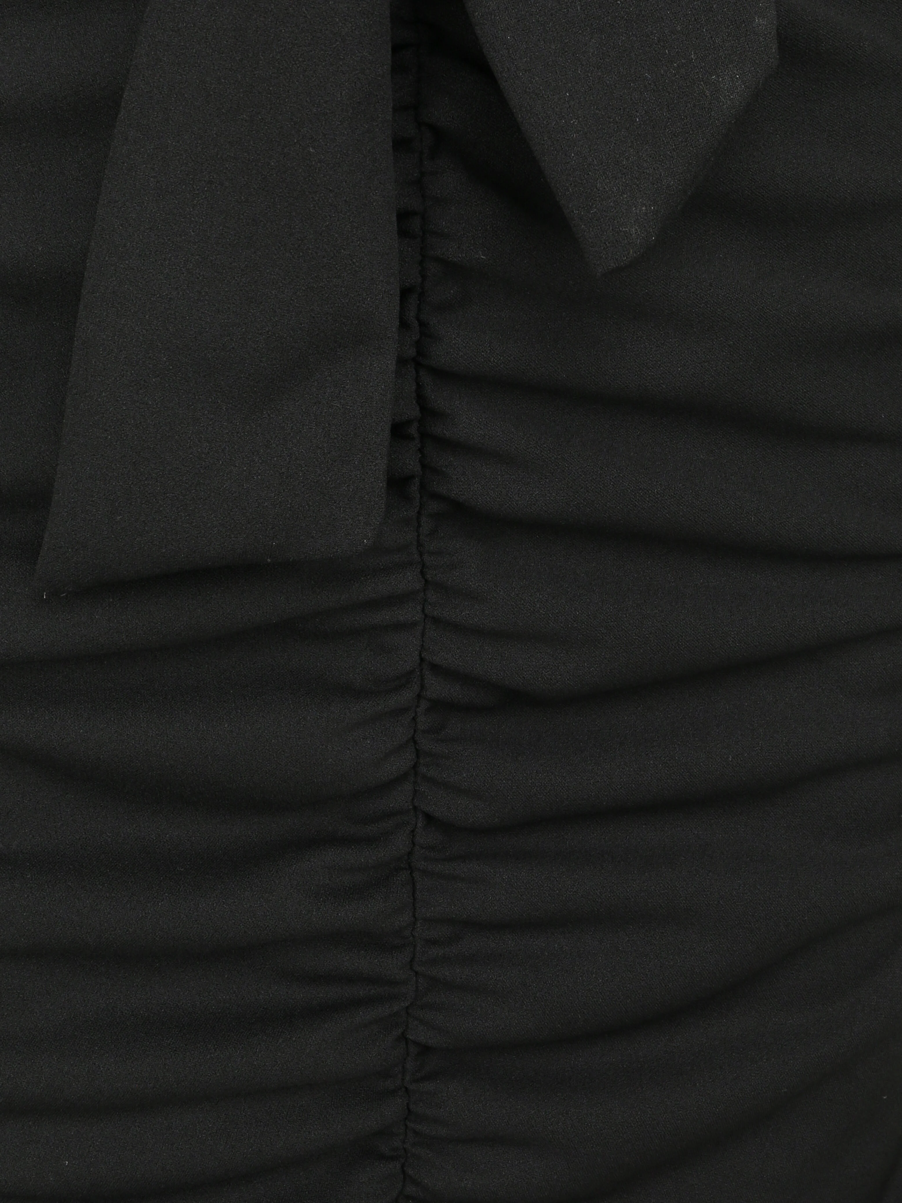 Nauwsluitende jurk met geplooid detail - Zwart - Image 3