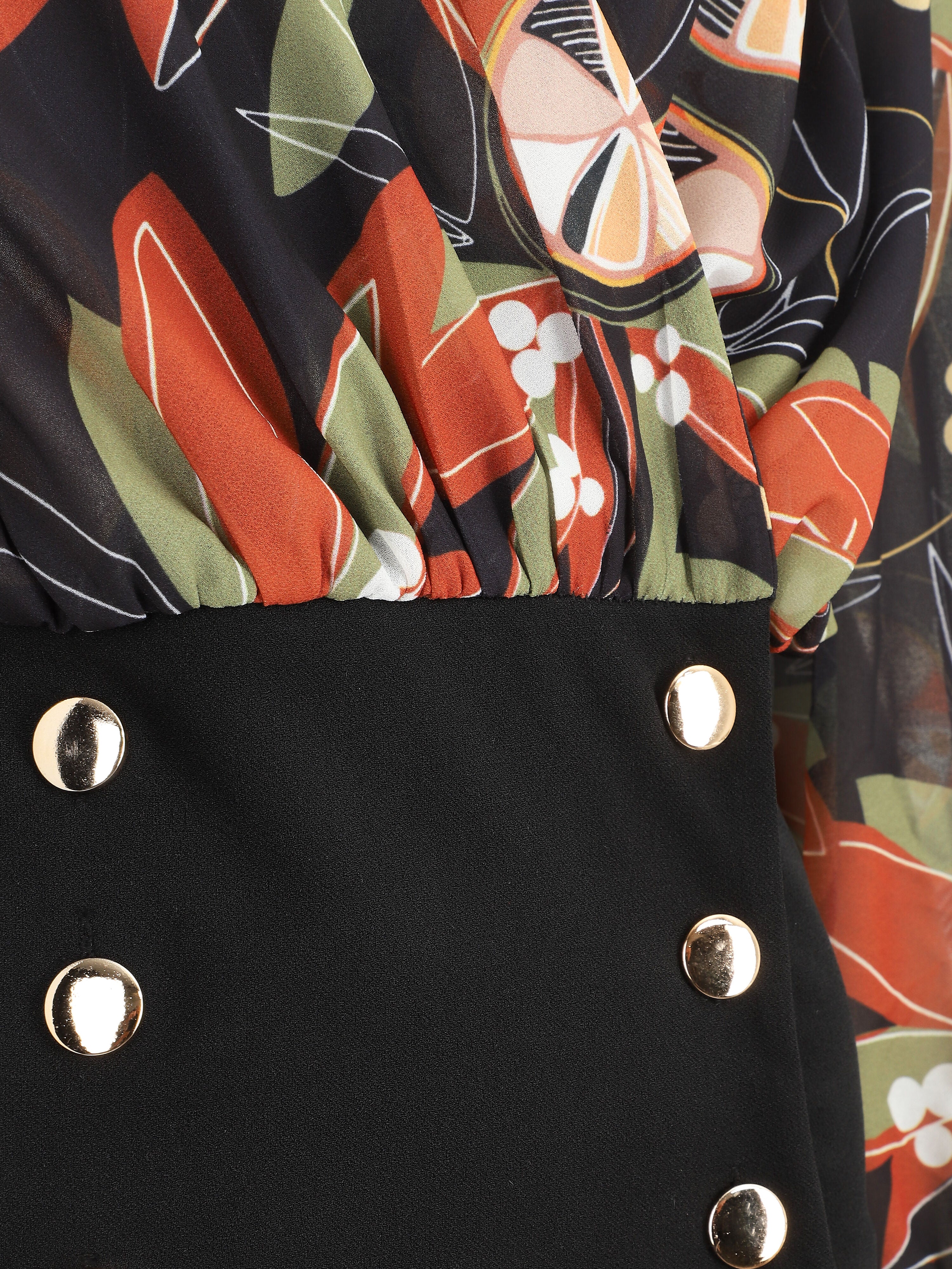 Blouse met overslag. print en sierknopen - Zwart - Image 3