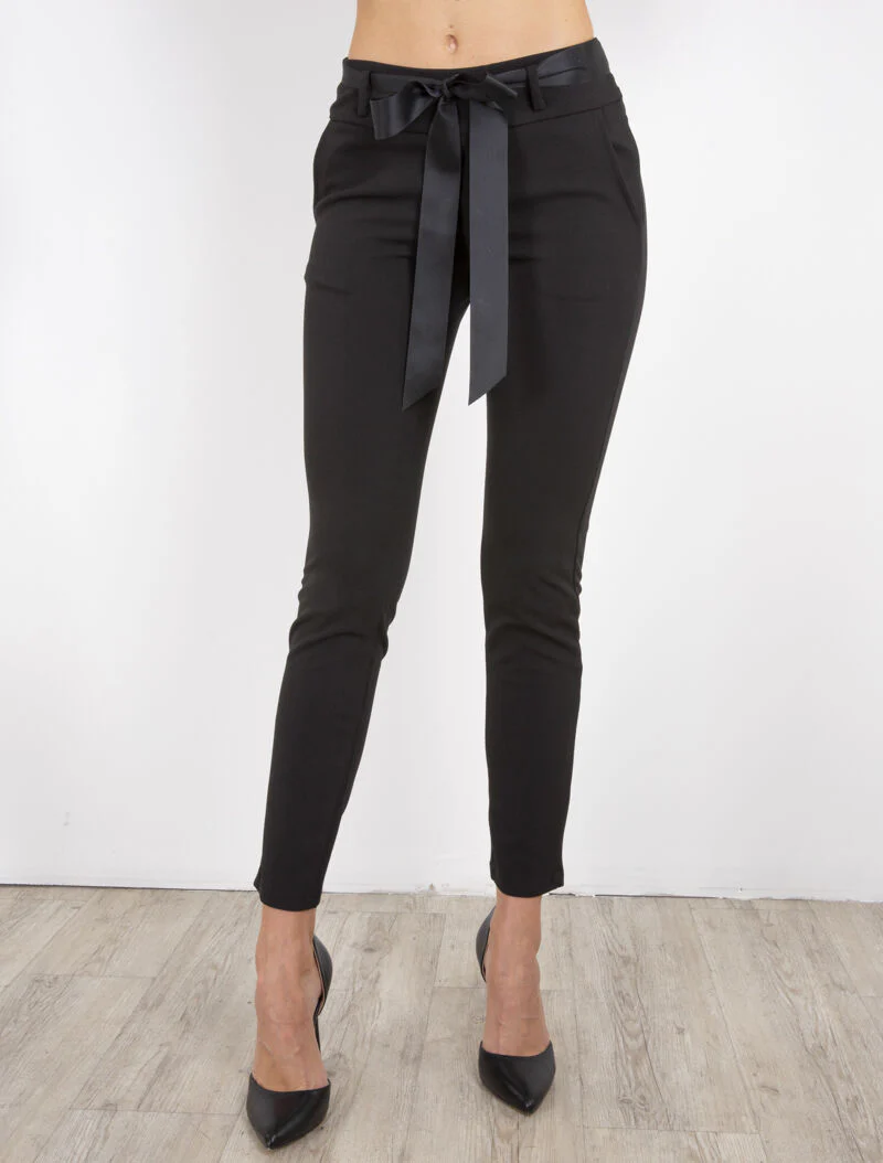 Broek met wortelpasvorm effen - zwart - Image 3