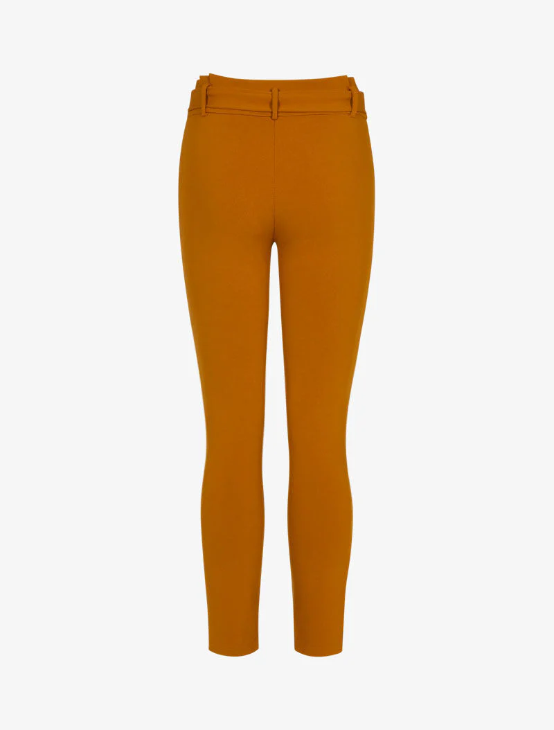 Broek met wortelpasvorm en ceintuur - roestkleurig - Image 3
