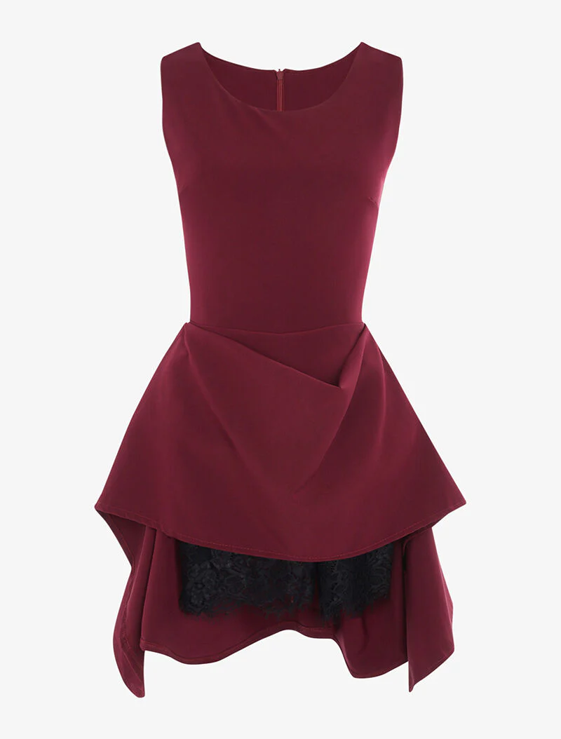 Jumpsuit trompe l'oeil short met kanten rand - wijnrood