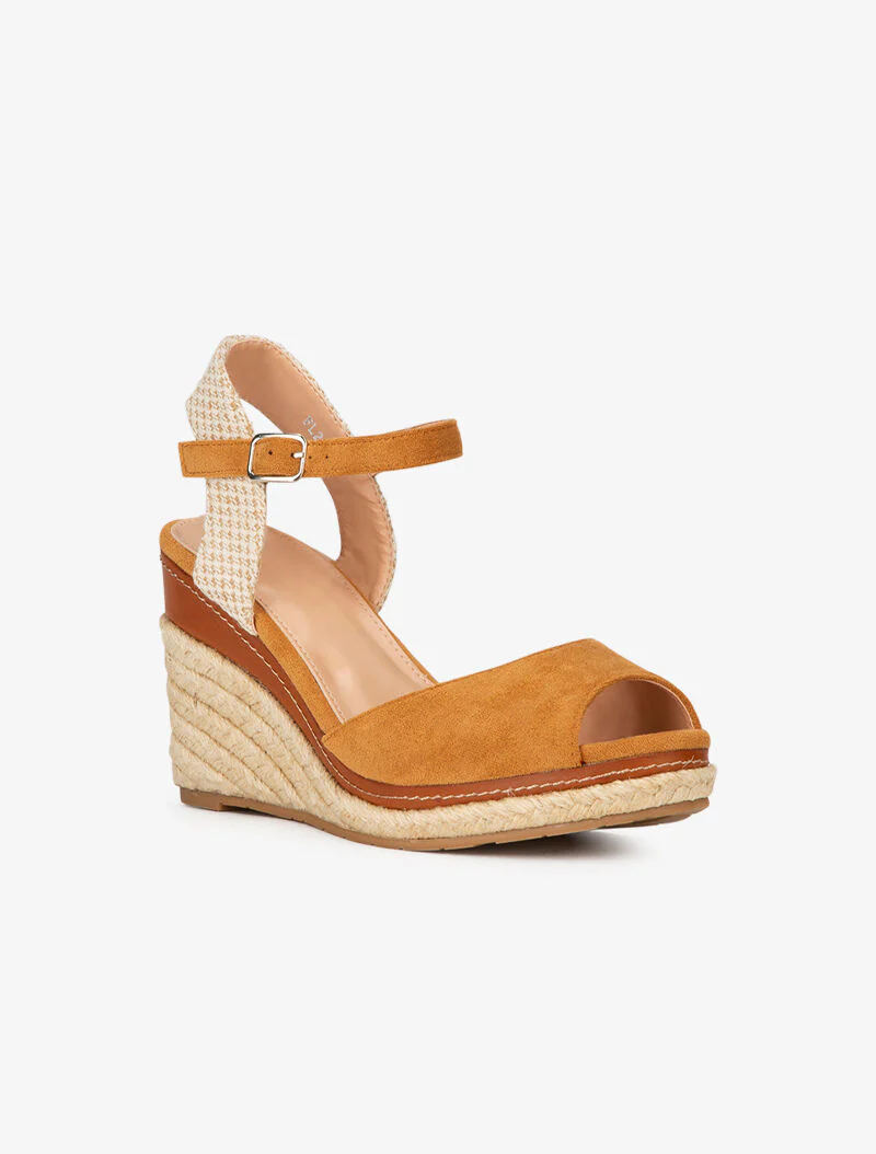 Verhoogde schoenen met details in imitatieleer en stof - camel - Image 2