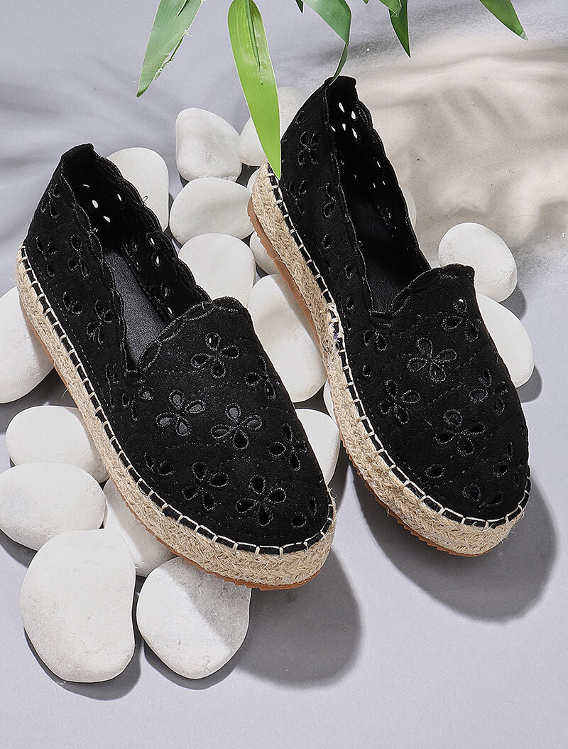Doorgestikte espadrilles met ajour-effect - zwart - Image 5