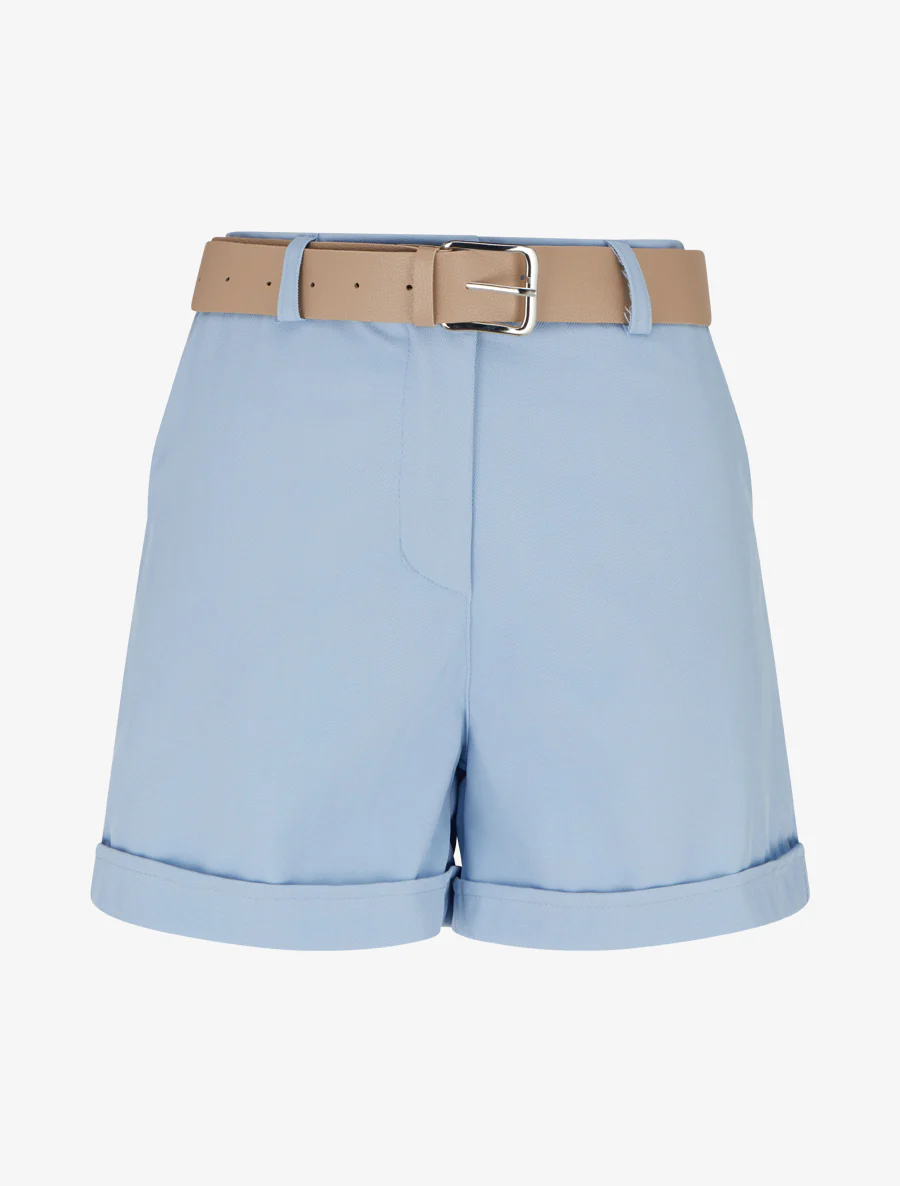 Effen short met ceintuur en zoom - Lichtblauw
