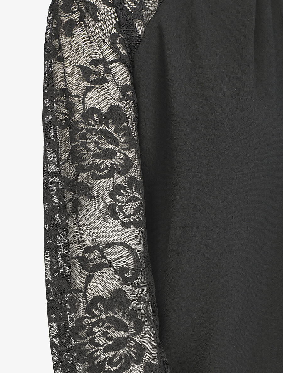 Effen voile blouse met kanten mouwen - zwart - Image 3