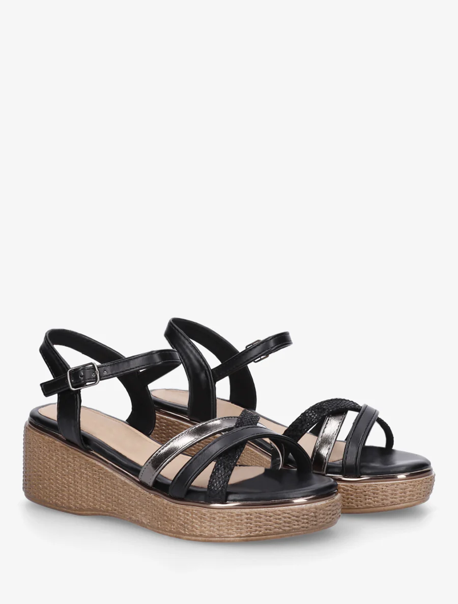 Fantasie plateau sandalen met gekruiste bandjes - Zwart - Image 4