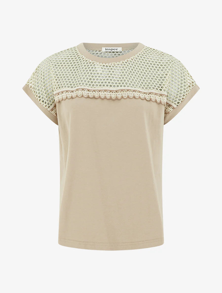 Fantasie T-shirt met opengewerkte schouders - Beige