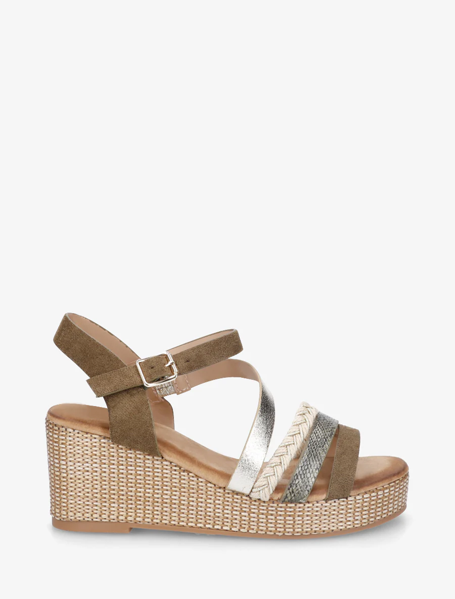 Fantasierijke sandalen met meerdere bandjes - Kaki