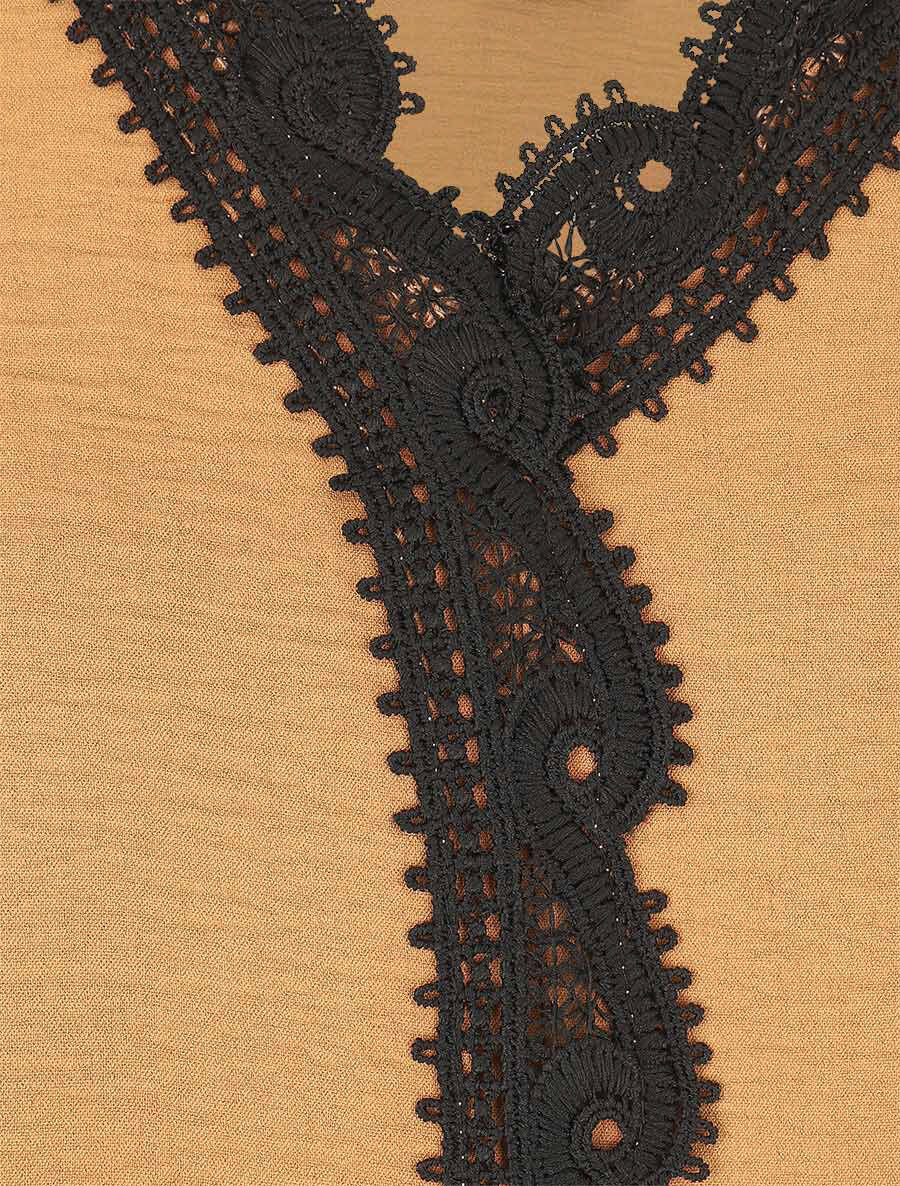 Geborduurde V-hals blouse - Camel - Image 3