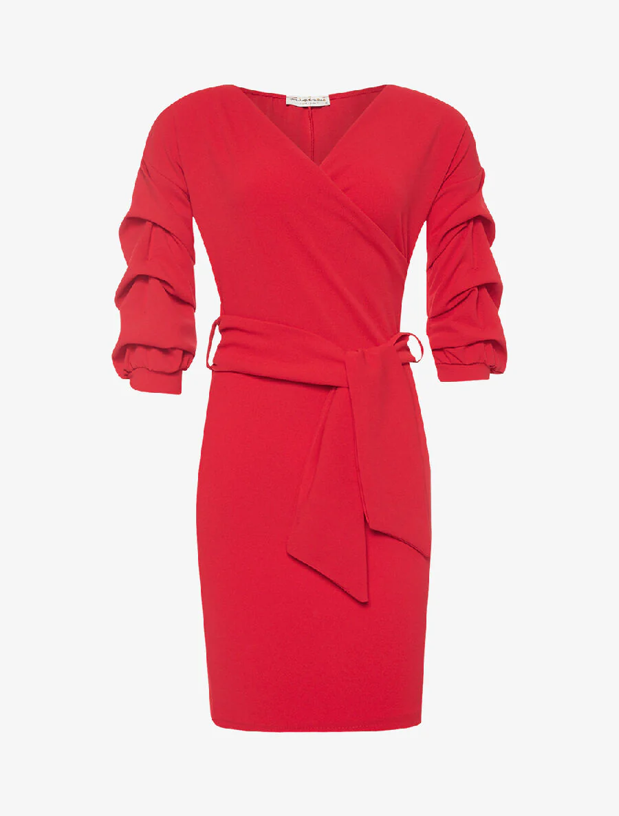 Gevouwen jurk met gekreukte mouwen - rood