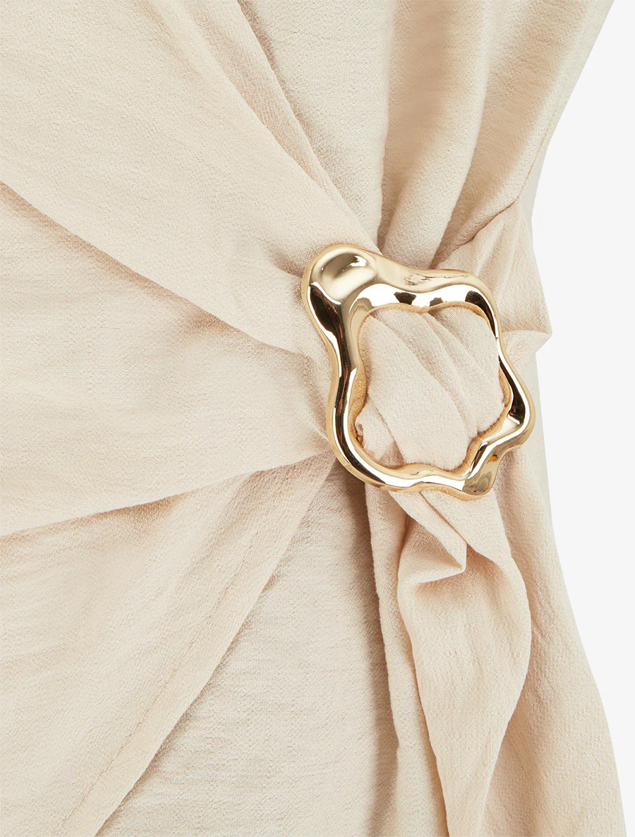 Gekruiste top met sierstuk. - Beige - Image 3