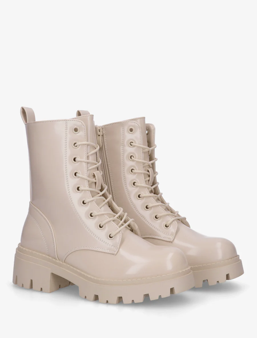 Gelakte veterlaarsjes - Beige - Image 4
