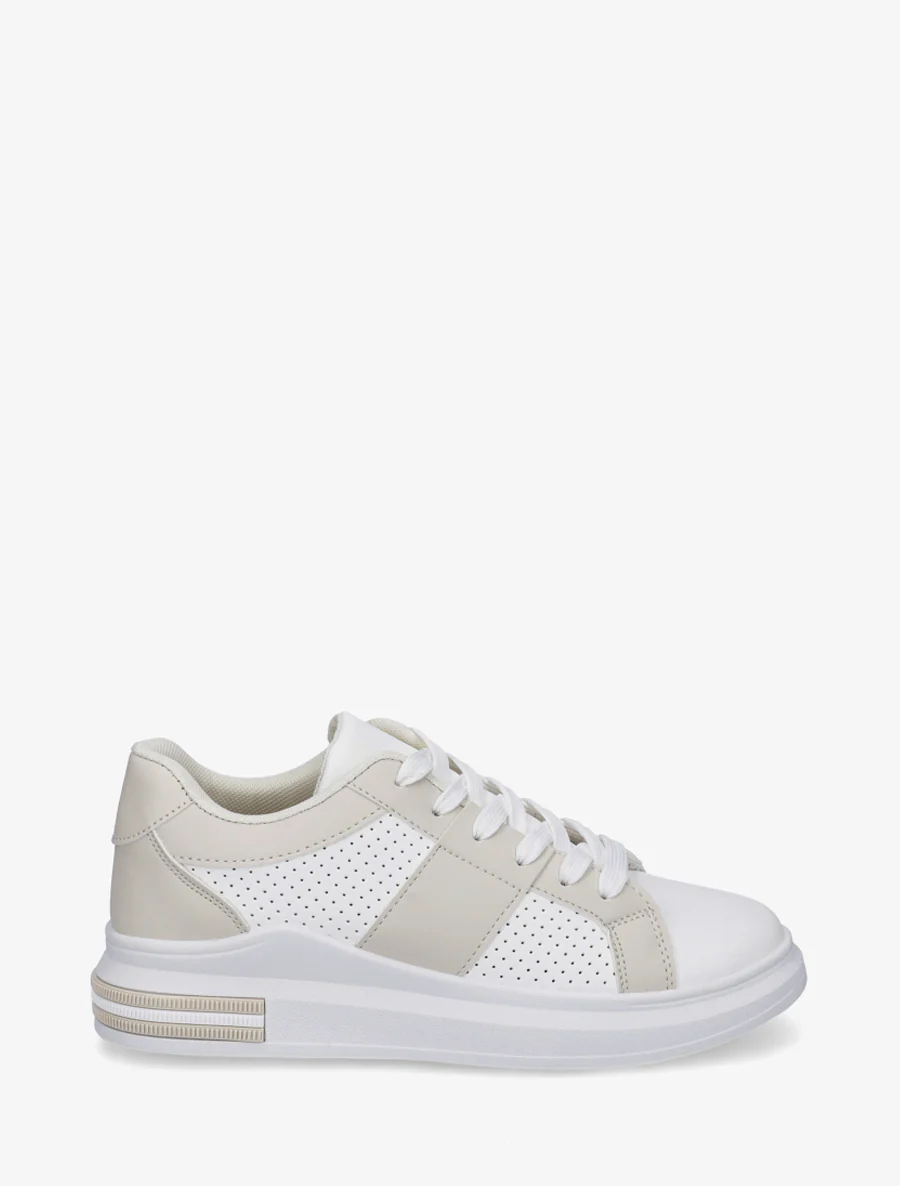 Geperforeerde sneakers van imitatieleer - Beige