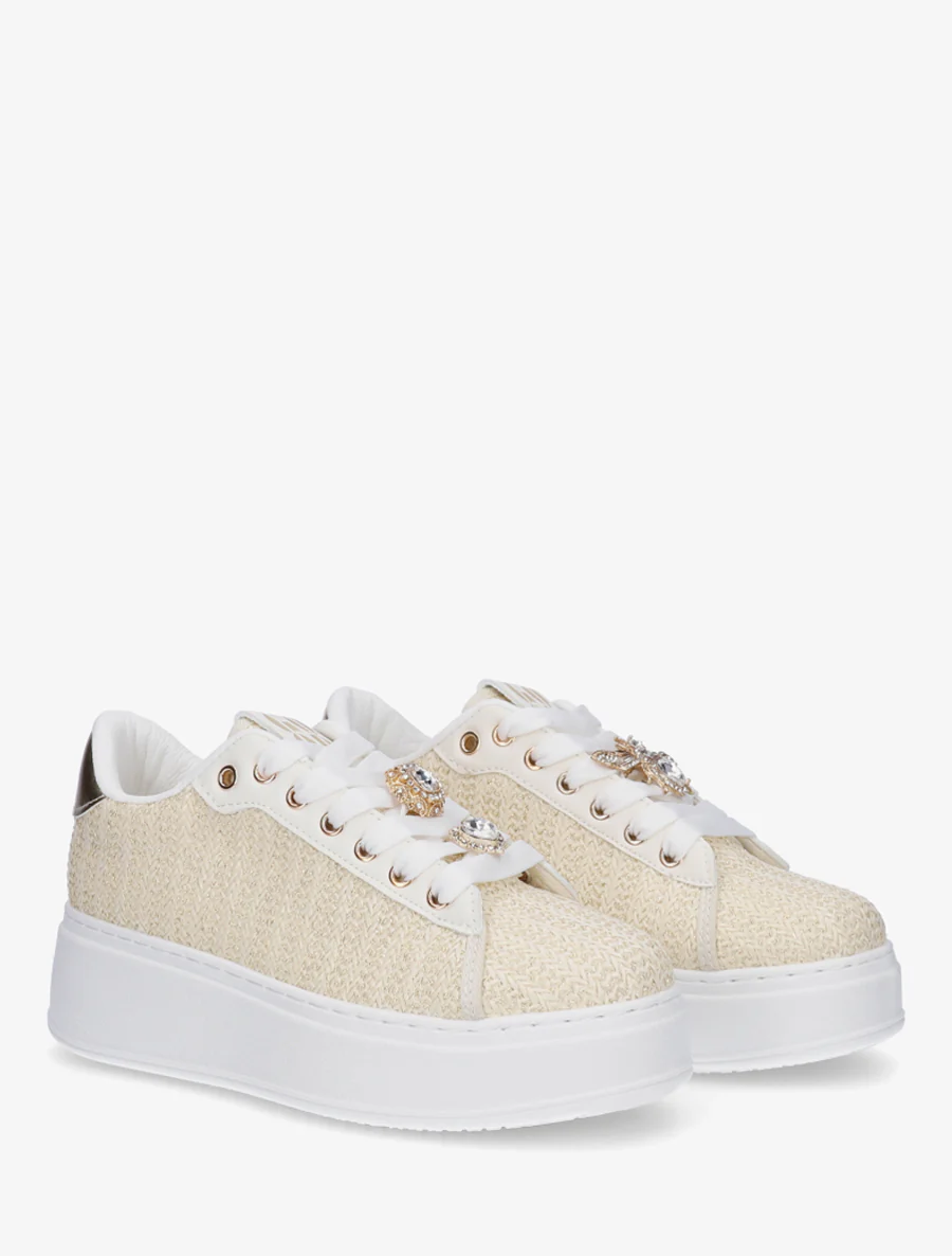 Gevlochten juten sneakers met iriserend detail. - Beige - Image 4