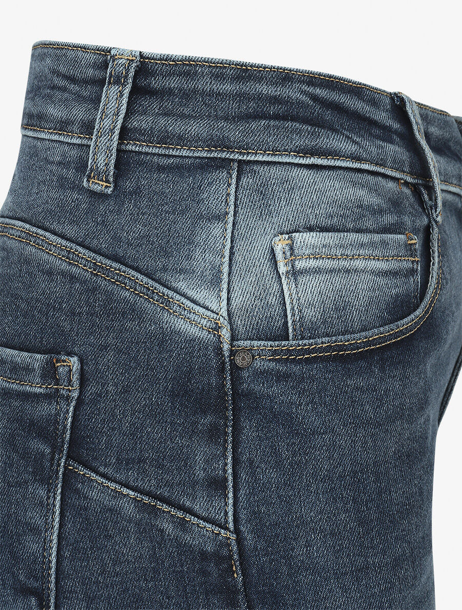 Gewassen push-up jeans met rechte pijpen - Blauw - Image 3