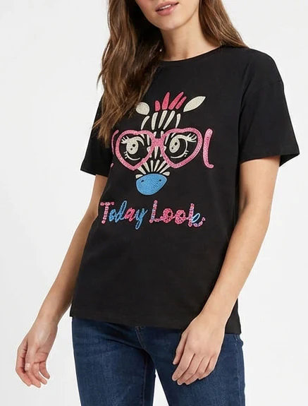 Giraffenprint T-shirt met strass. - Zwart - Image 4