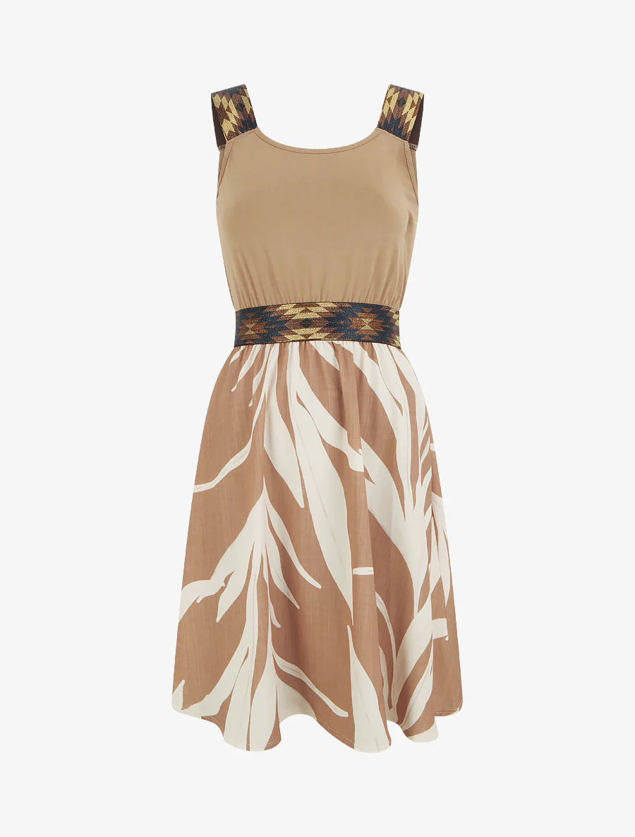 Grafische printjurk met fantasie-elastische taille. - Kameel