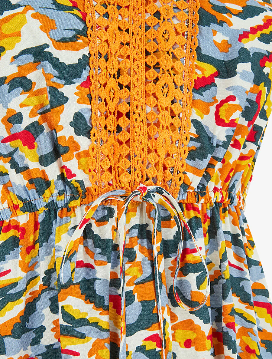 Halflange jurk met abstracte print en trekkoorden - oranje - Image 3