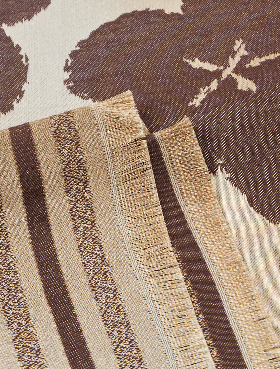 Irise sjaal met bloemenprint - Bruin - Image 3