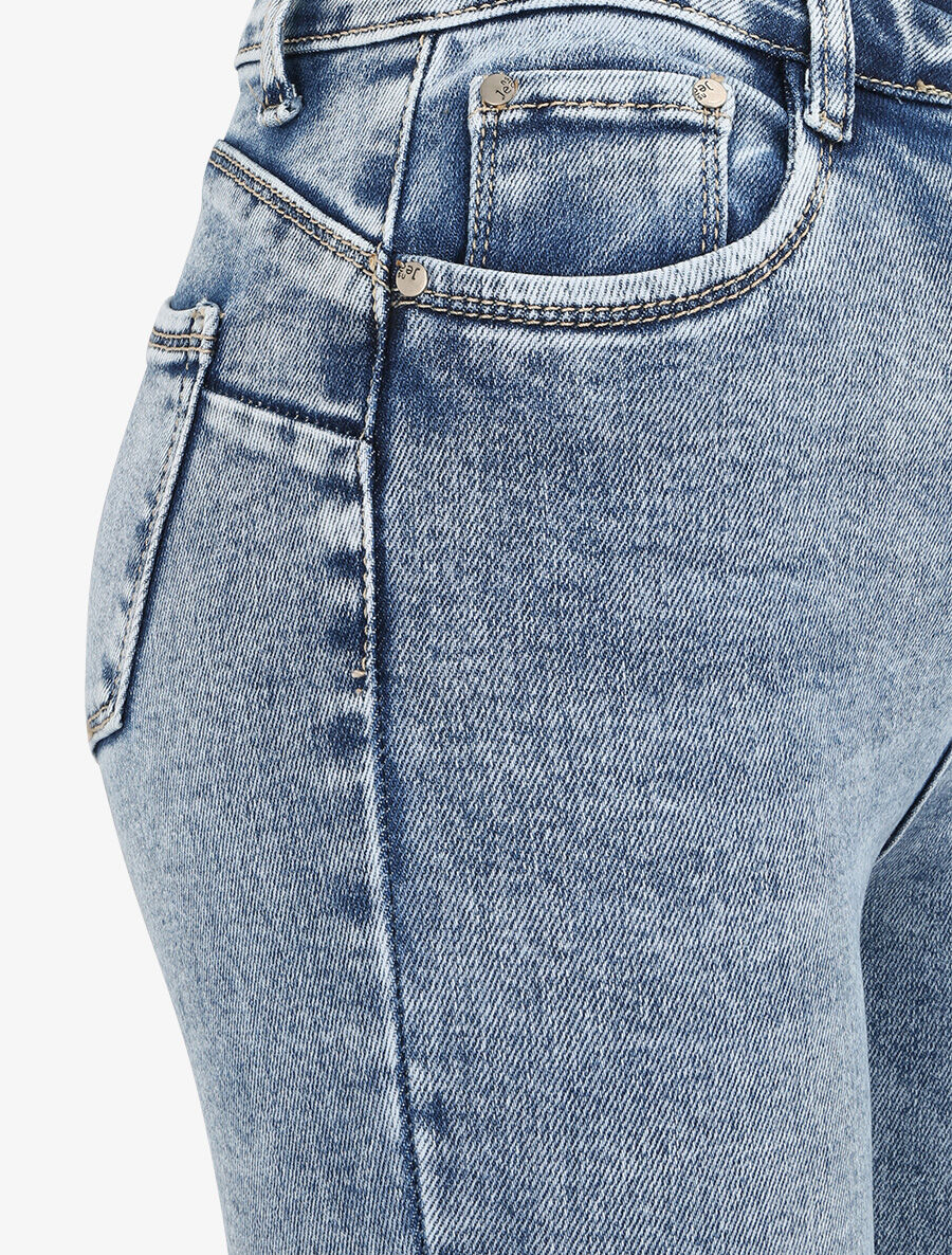 Slim fit push up jeans met krassen - Blauw denim - Image 3