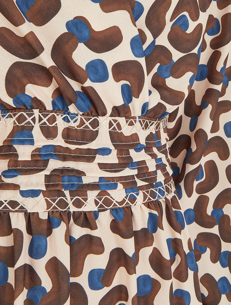 Jurk met abstracte print en overslagkraag - Bruin - Image 3