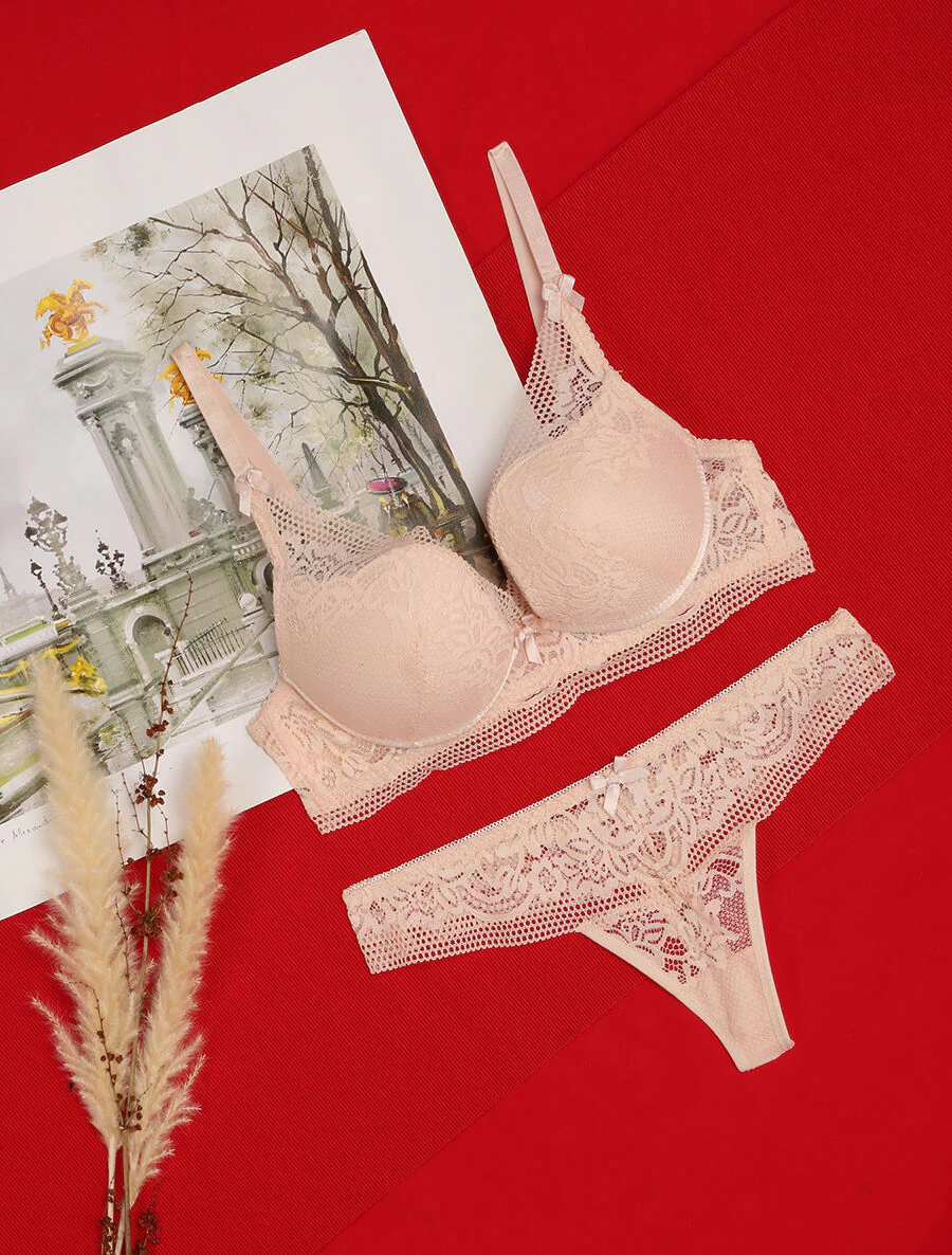 Kanten set met bloemen en strikdetail - Nude