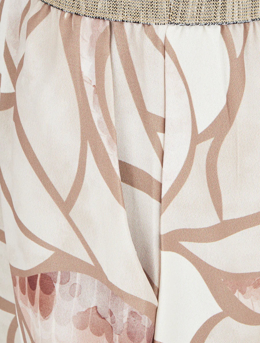 Kanten jumpsuit met grafische print - Beige - Image 3