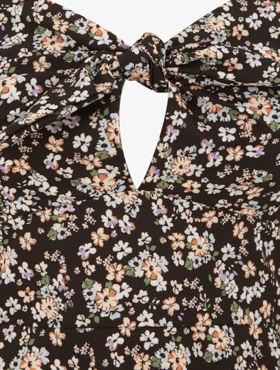 Korte empire bloemenjurk met strik - Zwart - Image 3