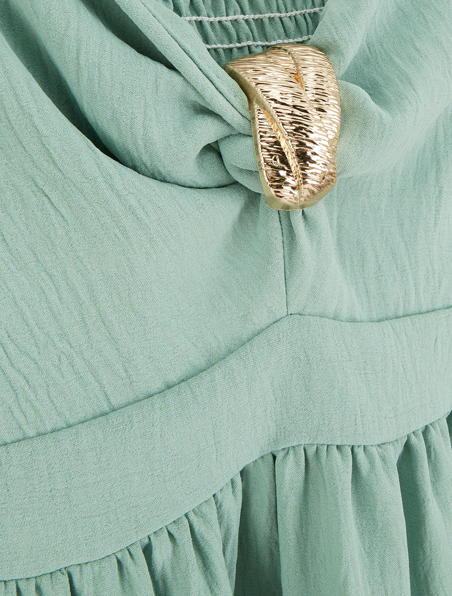 Lange effen jurk met V-hals en sieraden. - Watergroen - Image 3