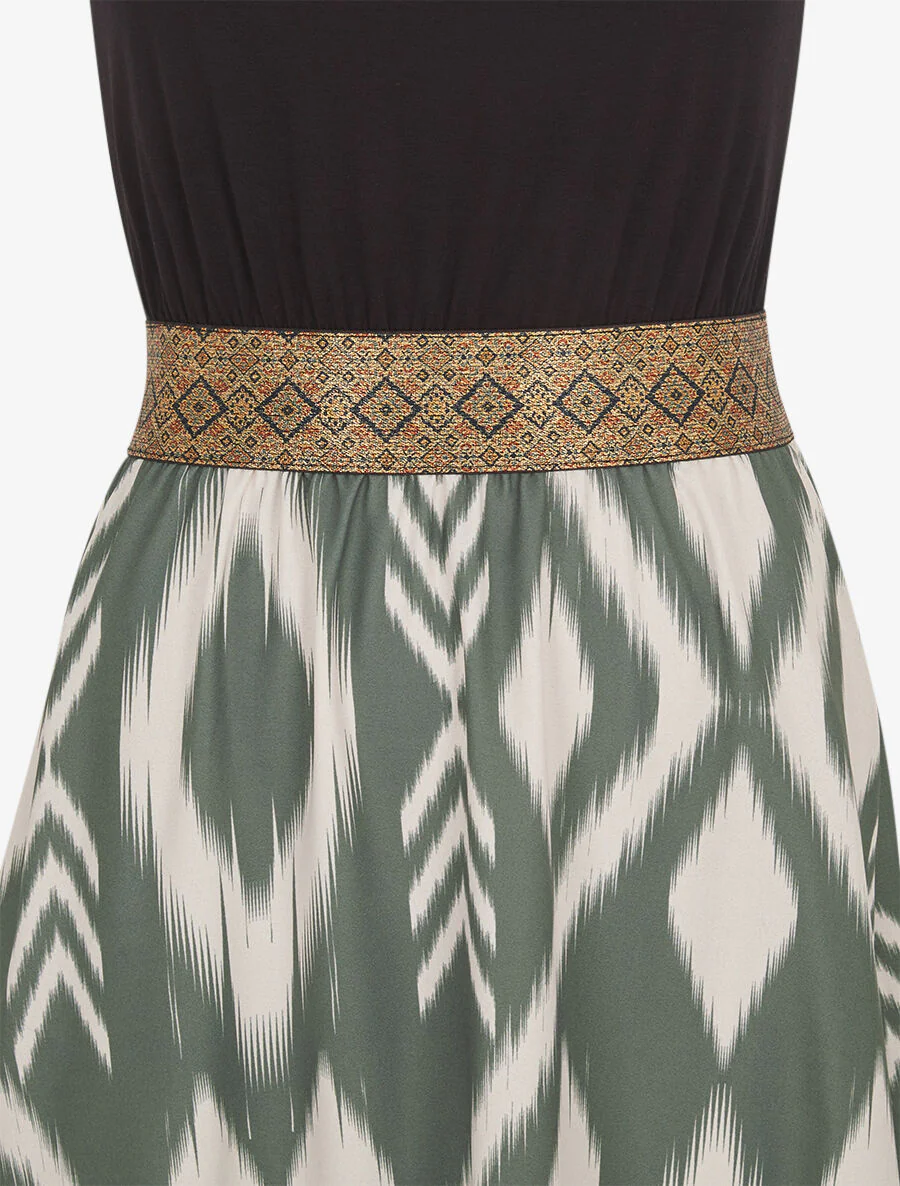 Lange jurk met bandjes en abstracte print - Kakigroen - Image 3
