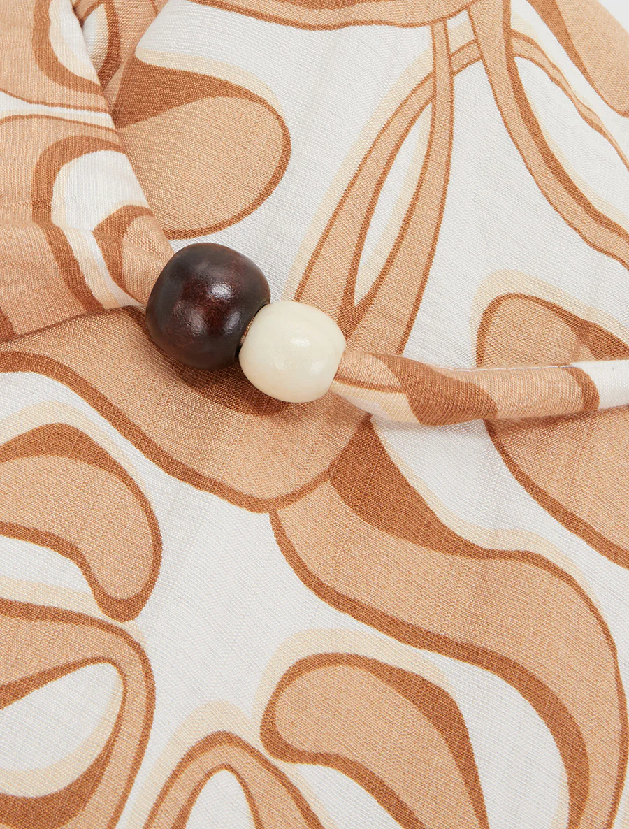 Lange jurk met parels en grafische print. - Kameel - Image 3