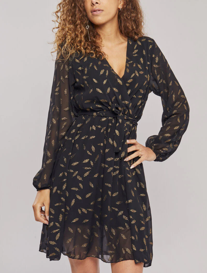 Middellange jurk met iriserende veerdetails - Zwart - Image 4