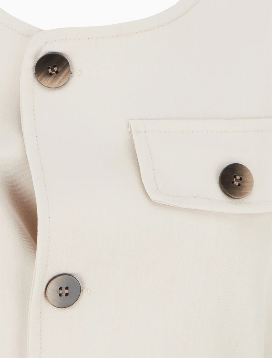 Mouwloos top met knoopsluiting en decoratieve zak. - Beige - Image 3