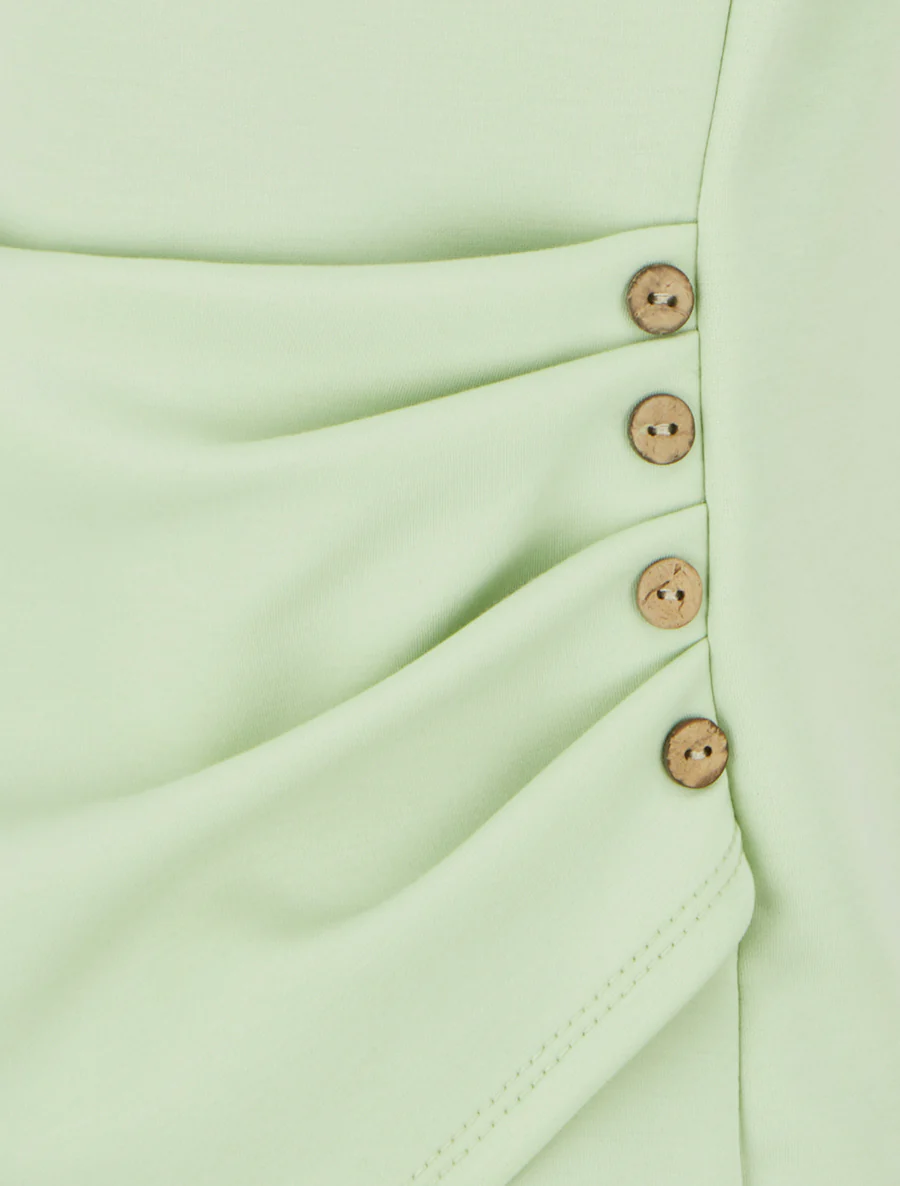 Mouwloze top met gedrapeerd effect en knopen. - Amandelgroen - Image 3