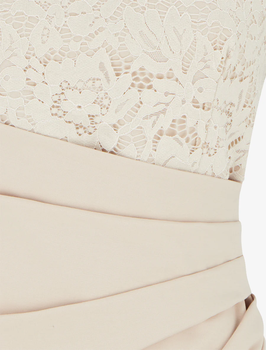 Nauwsluitende jurk met kant en draperie - Beige - Image 3