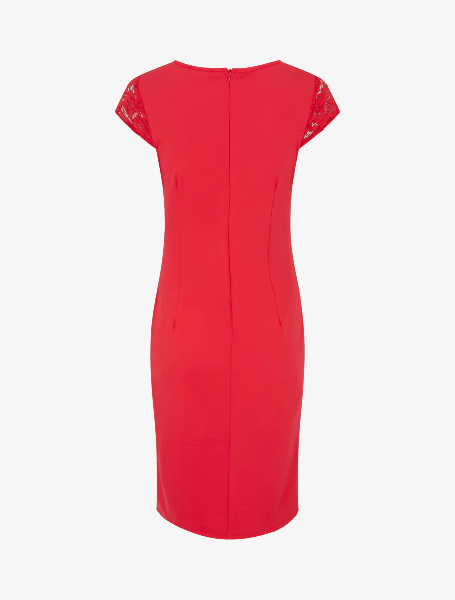 Nauwsluitende jurk met kant en draperie - Rood - Image 2