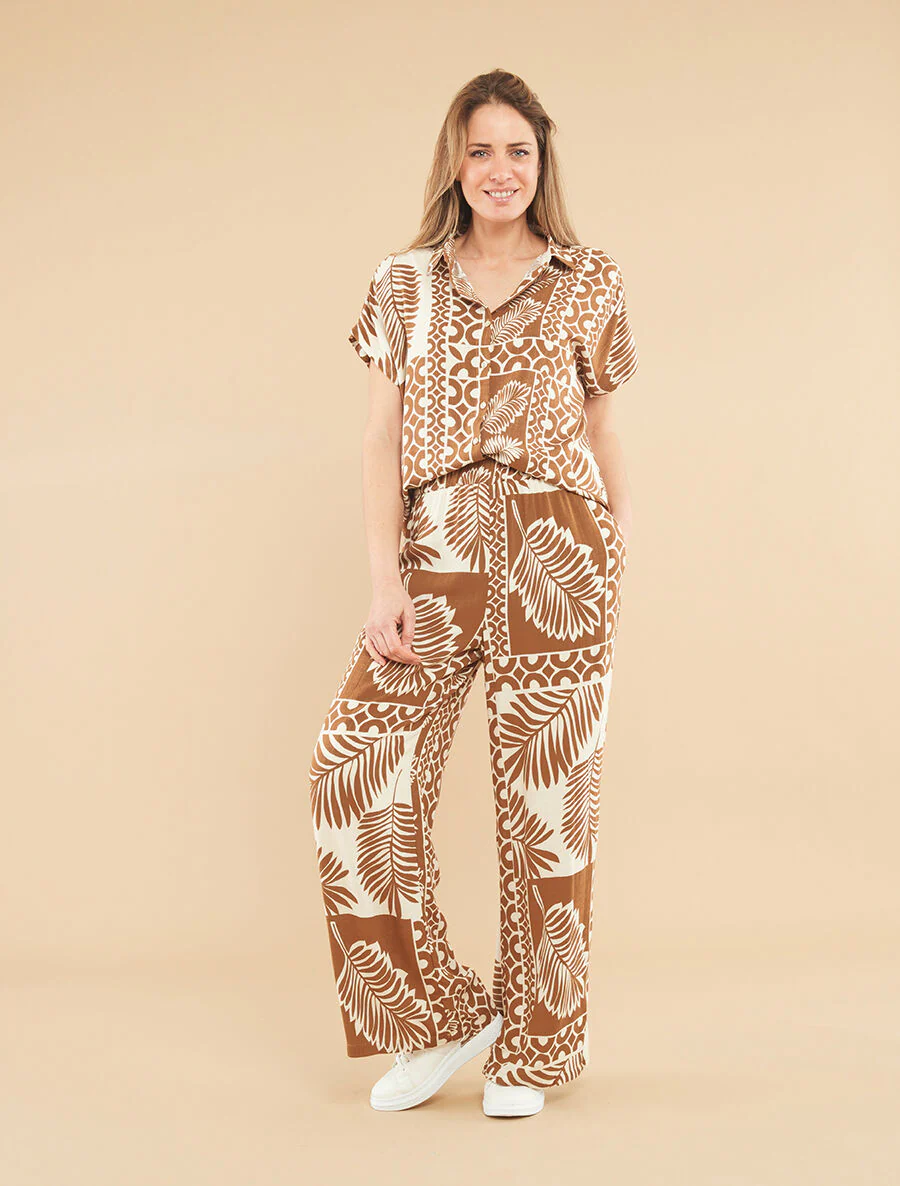 Overhemd en broek met tropische print - Bruin