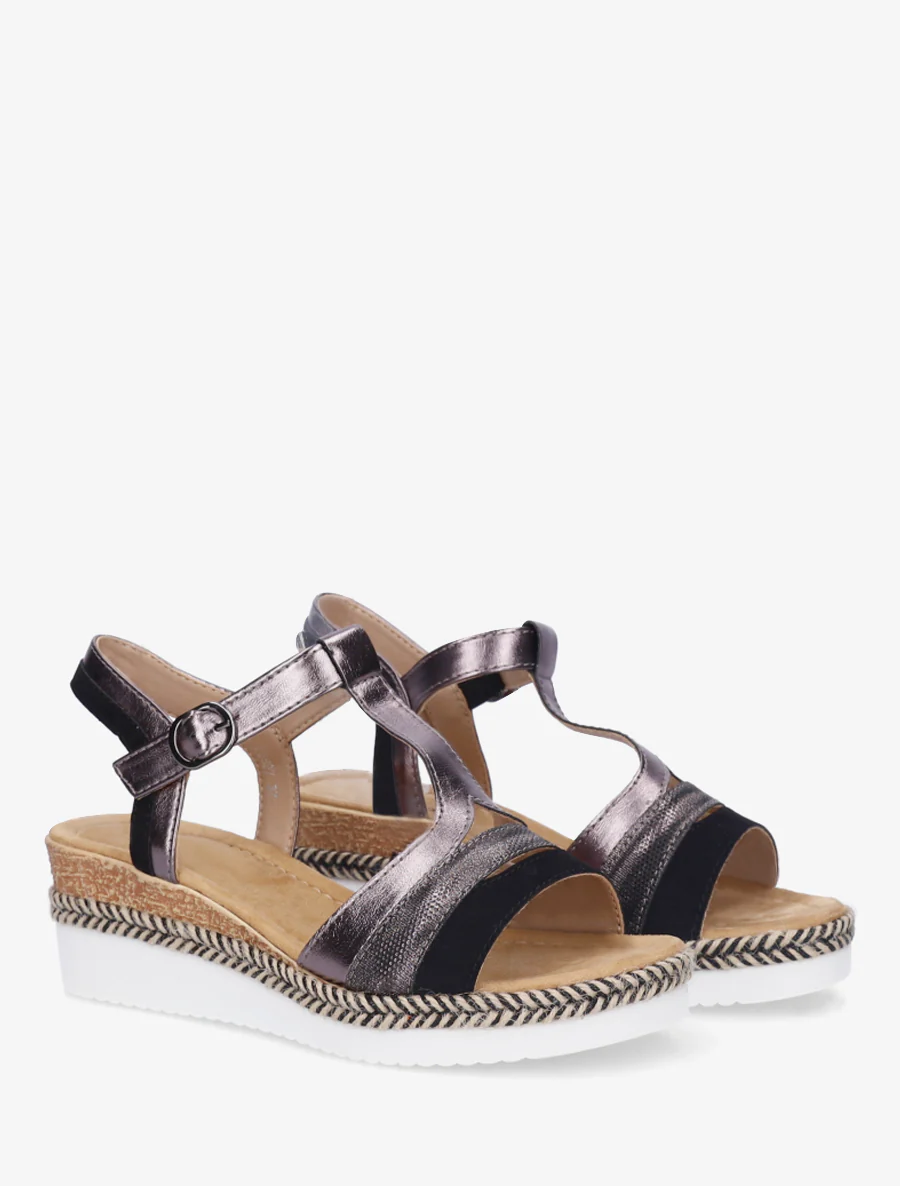 Parelmoeren sandalen met een fantasie T-bandje. - Zwart - Image 4