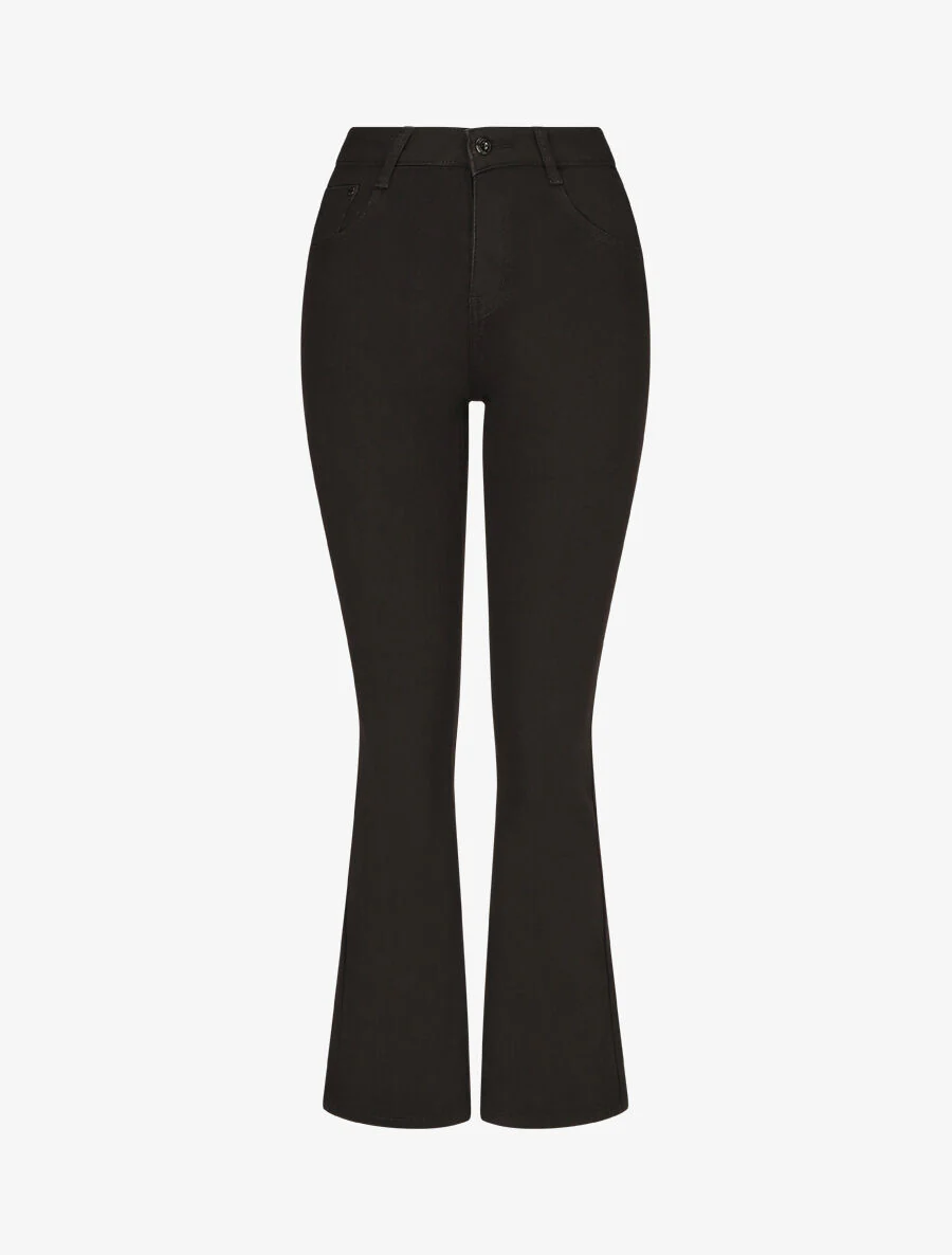 Push-up. uitlopende jeans - zwart
