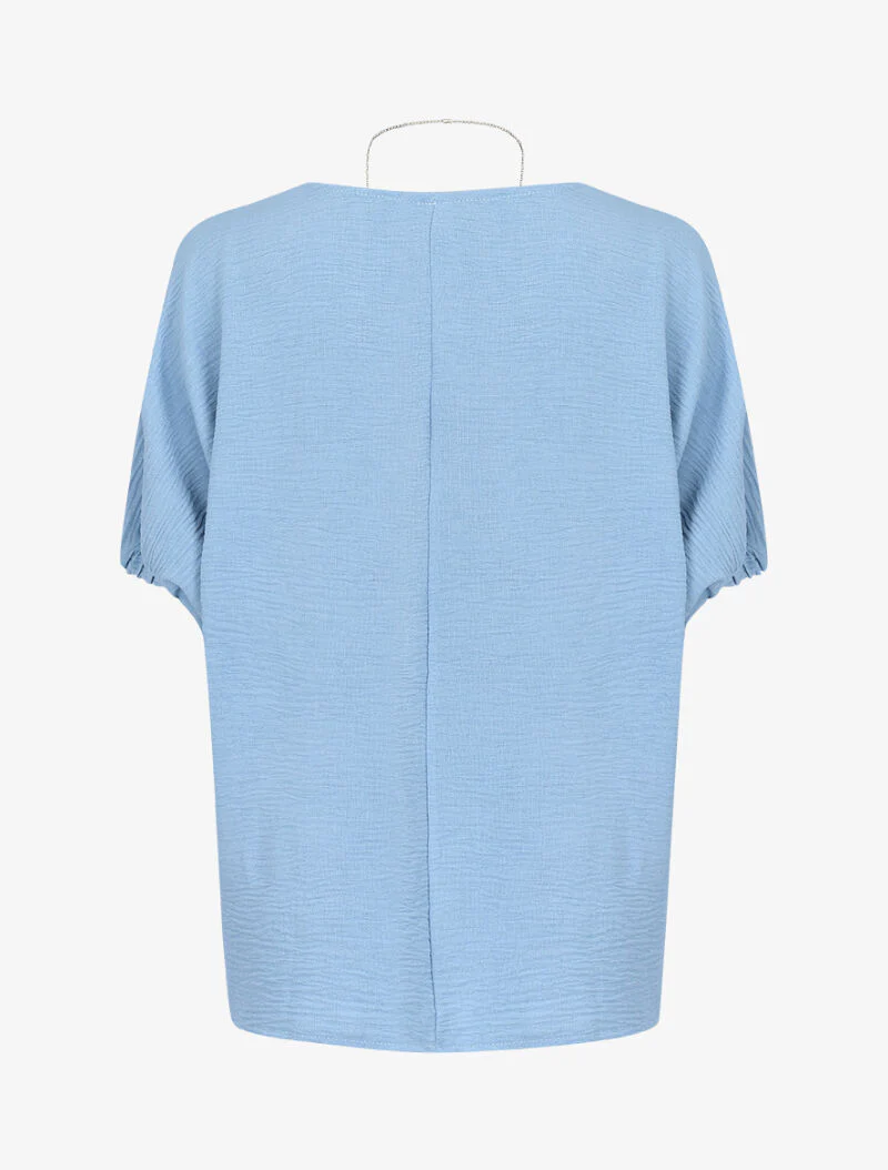 Ruime getextureerde top met lange ketting - lichtblauw - Image 2