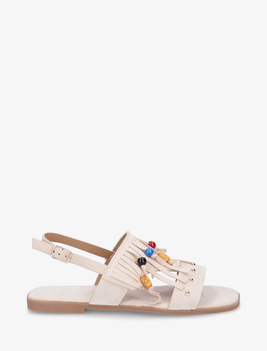 Sandalen van suèdine met franjes en houten kralen. - Beige