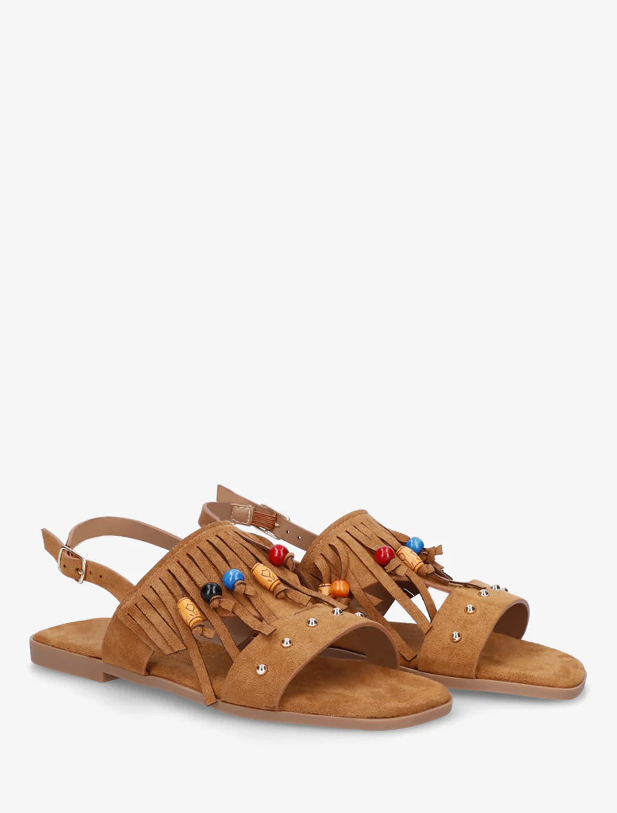 Sandalen van suèdine met franjes en houten kralen. - Kameel - Image 4