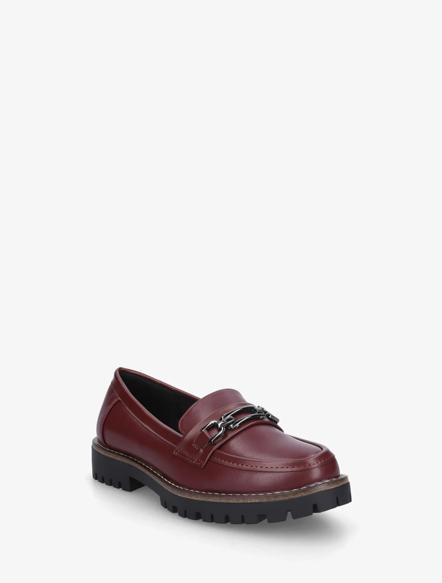 Schoenen van imitatieleer met metalen gesp. - Bordeaux - Image 2