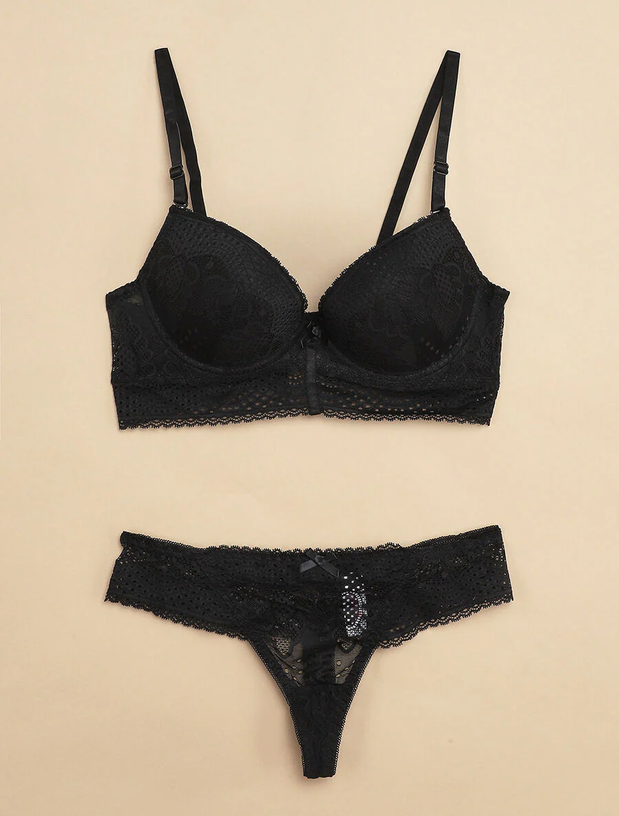 Set met brede boord in geprikte kant en string - Zwart