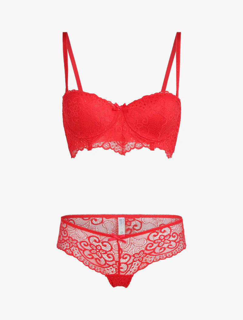 Set met bloemenkant en arabesken - rood