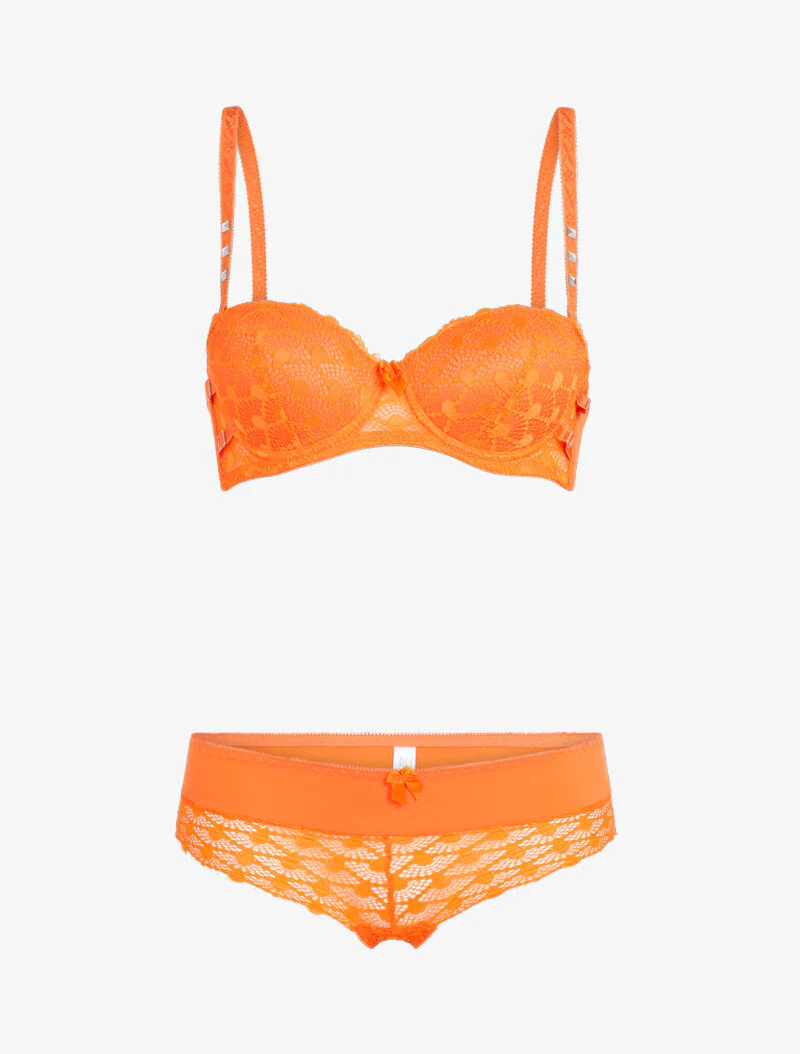 Set met spijkers en riemen - oranje