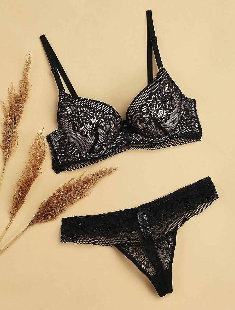 Set push-up met bloemenborduursel en string - Zwart/nude