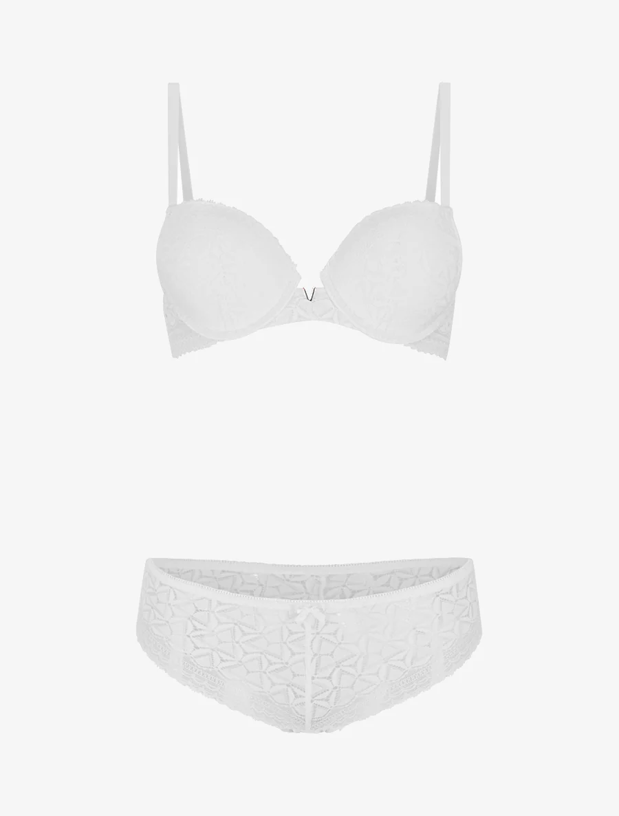 Set van opengewerkte beha en slip met juweel. - Wit - Image 2