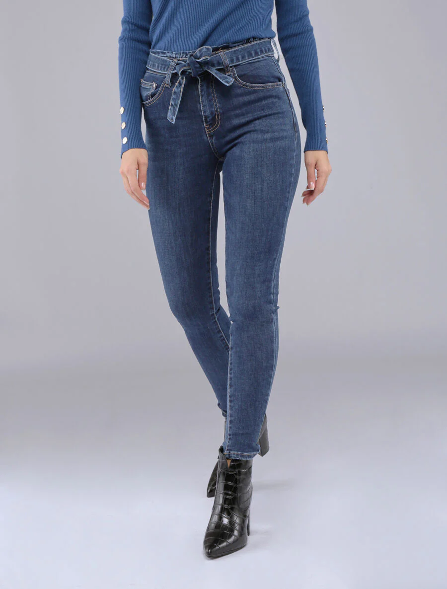 Skinny jeans met een standaard taille en geplooide details - Blauw denim