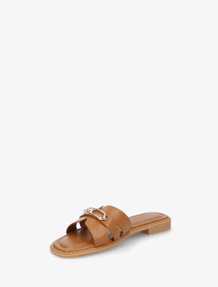 Slippers van imitatieleer met metalen inzetstuk - Kameel - Image 3